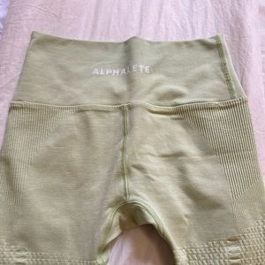 ALPHALETE size M Women’s leggings